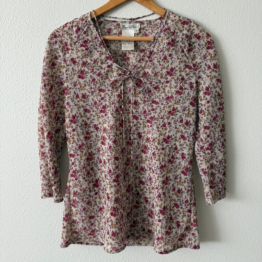 Fred David Burgundy Floral Lightweight Blouse with collar‎ tie decor Size M